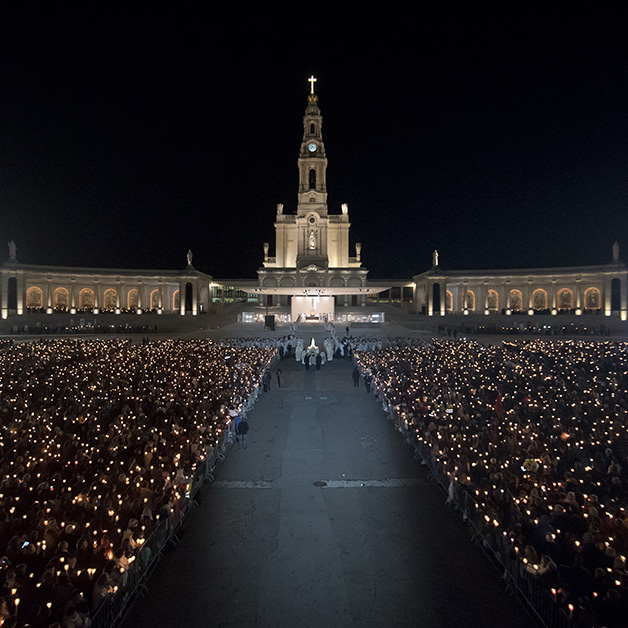 Fatima Candlelight